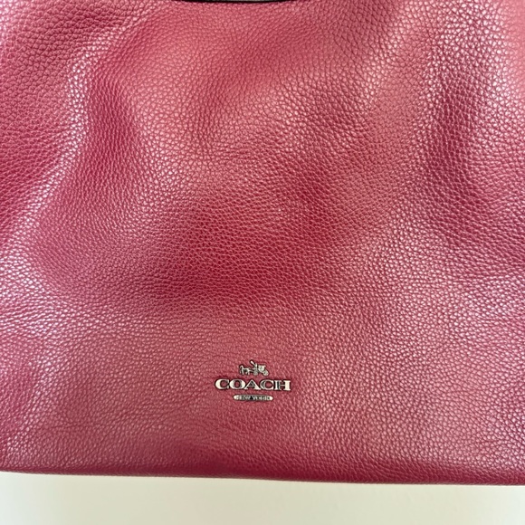 Coach burgundy red boho pose with 3 pockets and chain handle - Picture 4 of 15